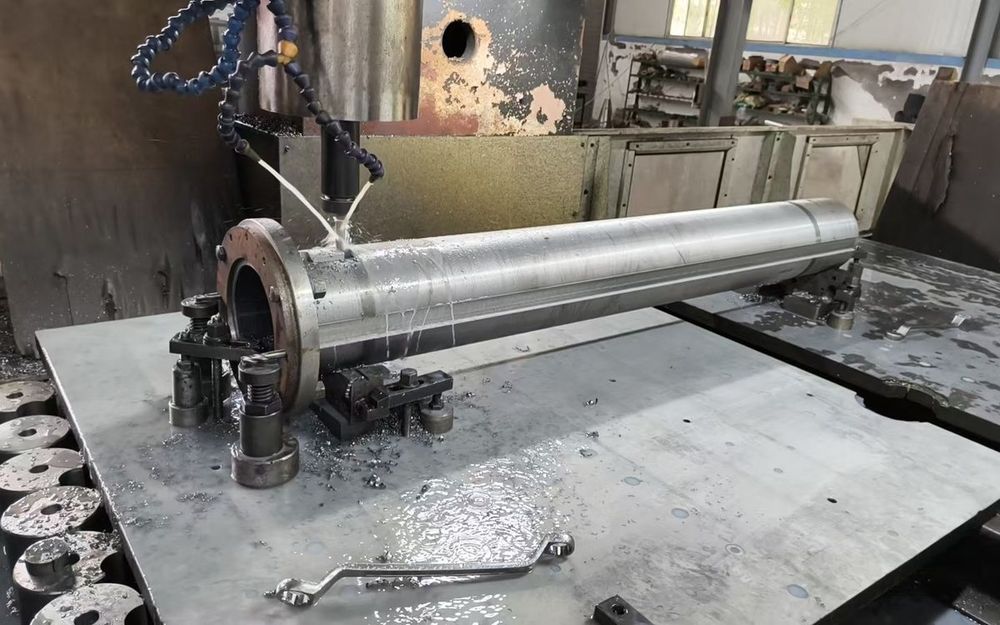 龙门铣长套加工现场